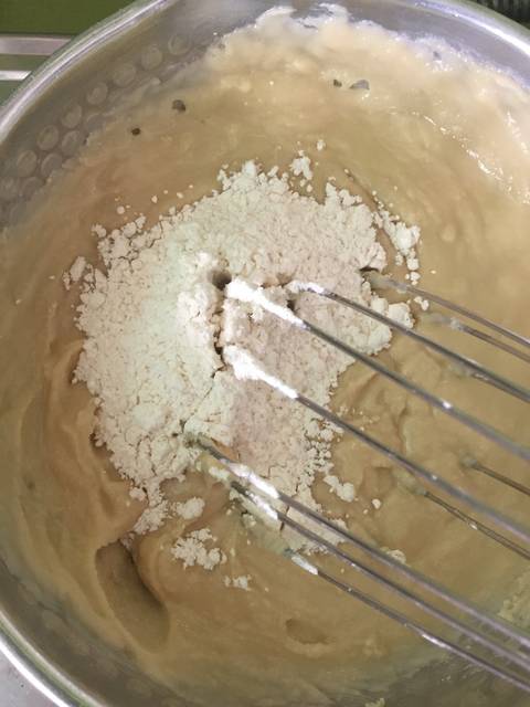 Antimainstream, yuk coba bikin nastar crumble cake buat Lebaran