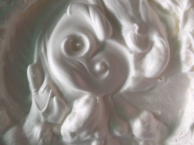 Antimainstream, yuk coba bikin nastar crumble cake buat Lebaran