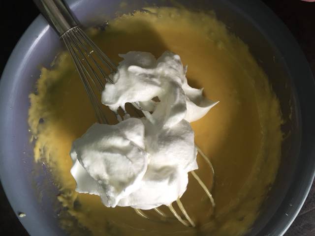 Antimainstream, yuk coba bikin nastar crumble cake buat Lebaran