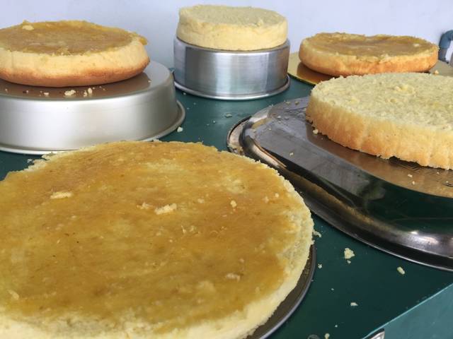 Antimainstream, yuk coba bikin nastar crumble cake buat Lebaran