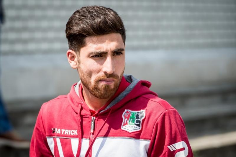 5 Pesepakbola Iran yang ketampanannya bikin kamu meleleh