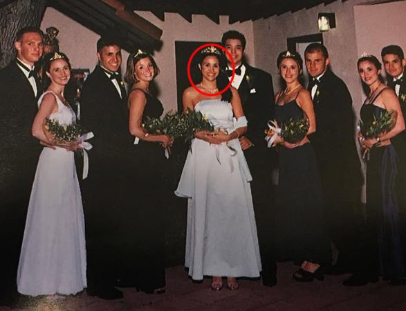 10 Gaya Meghan Markle saat masih SMA, potret gadis gaul