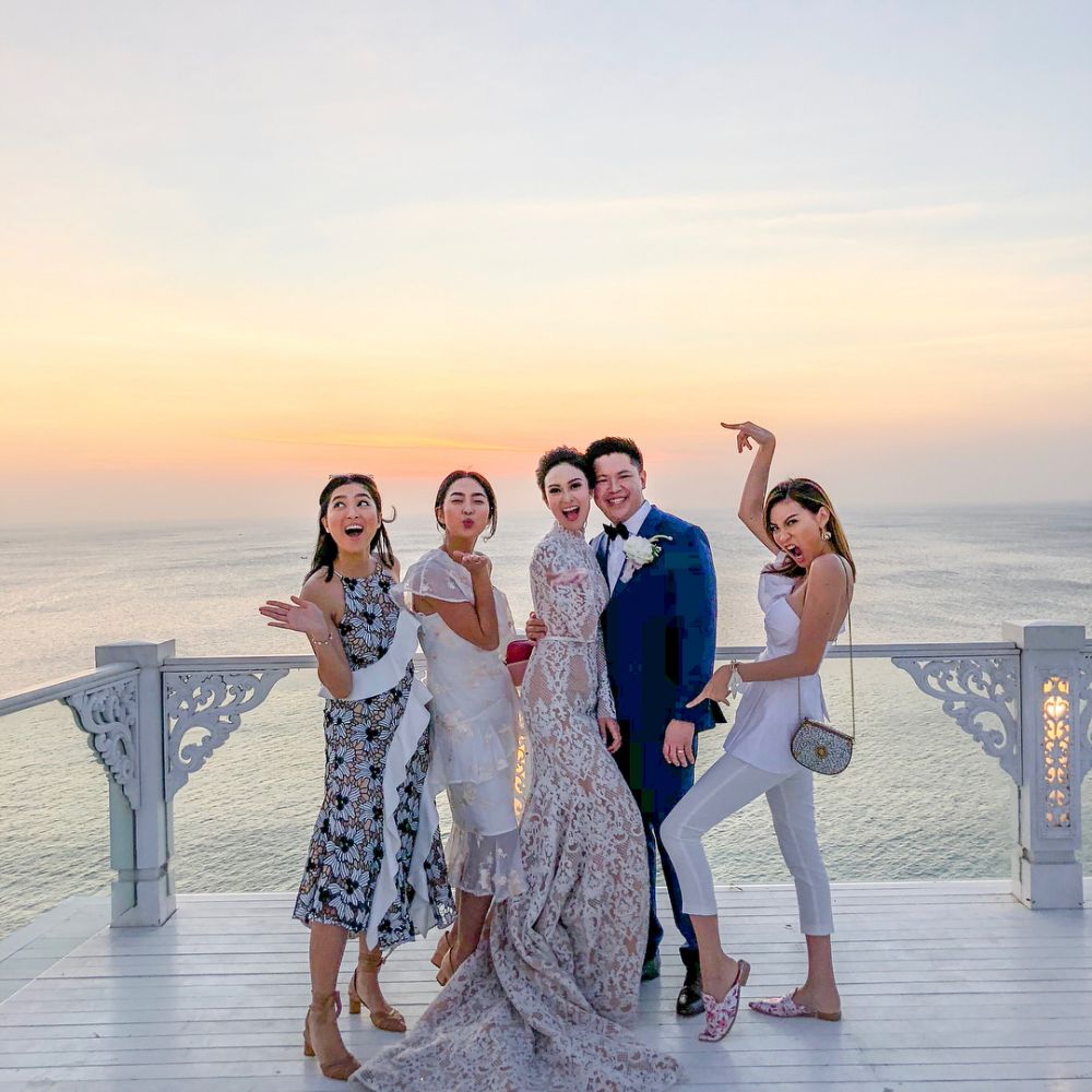 Resmi jadi istri dirut TV, ini 11 momen indah nikahan Ketrin Agustine