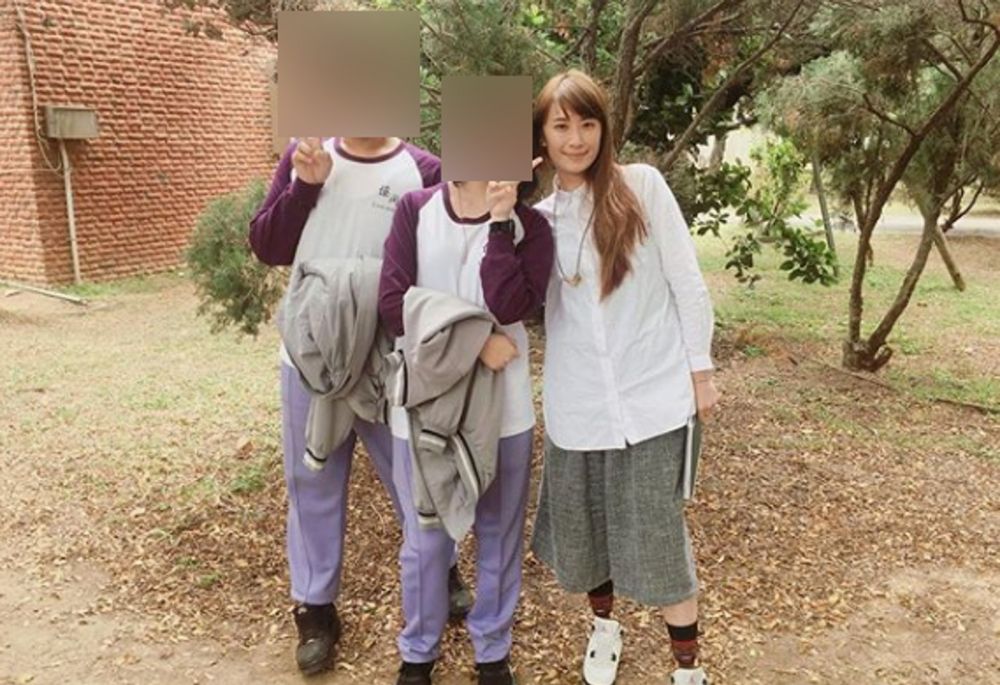 10 Foto cantiknya guru matematika ini bakalan bikin kamu rajin sekolah