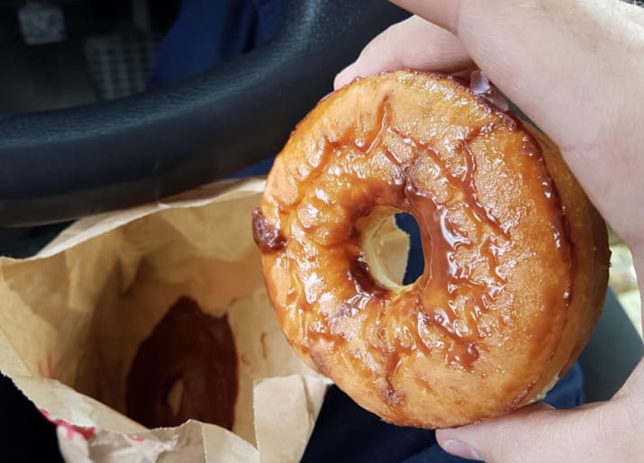 8 Momen nyebelin ini dijamin bikin kamu menarik napas kesal