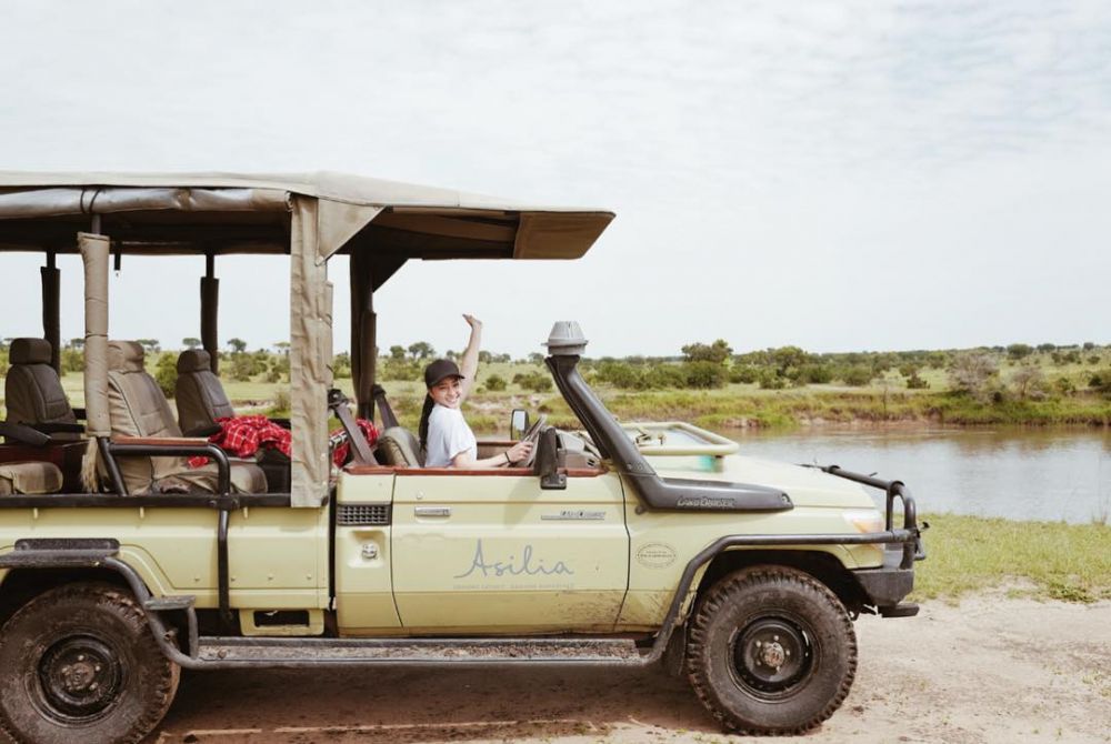 10 Potret Nikita Willy liburan ke Afrika, seru menyatu dengan alam