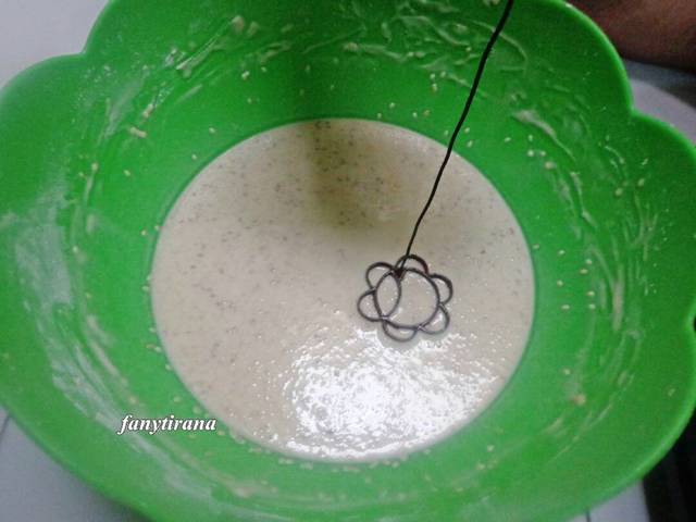 Cara gampang bikin kembang goyang, kue lezat nan jadul khas Lebaran