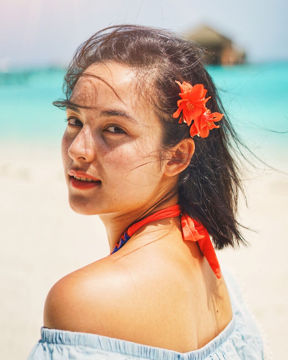 Tanpa tampil seksi, begini 10 potret Chelsea Islan liburan di Maldives