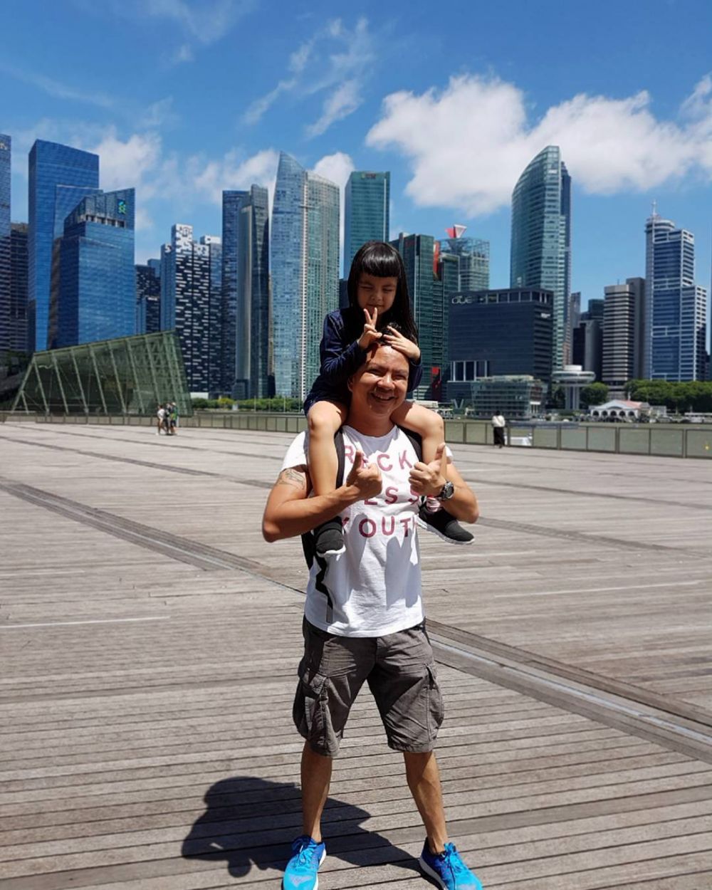 8 Potret Shakira dengan sang ayah, anak Denada ini bikin gemes