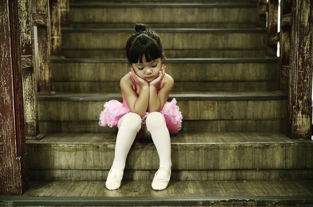 5 Aksi Gempi saat berlatih balet, gerakannya lucu dan menggemaskan