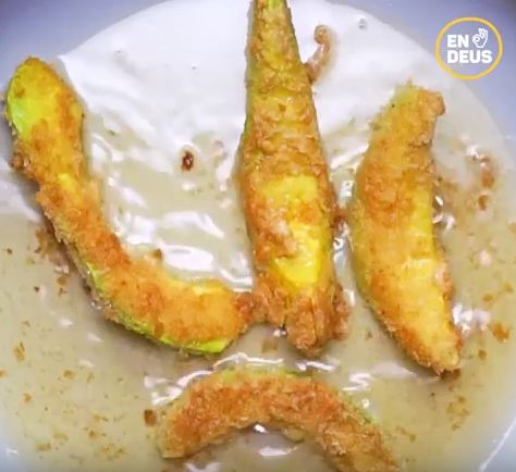 Bosan sama pisang goreng? Yuk coba bikin alpukat krispi yang lezat pol