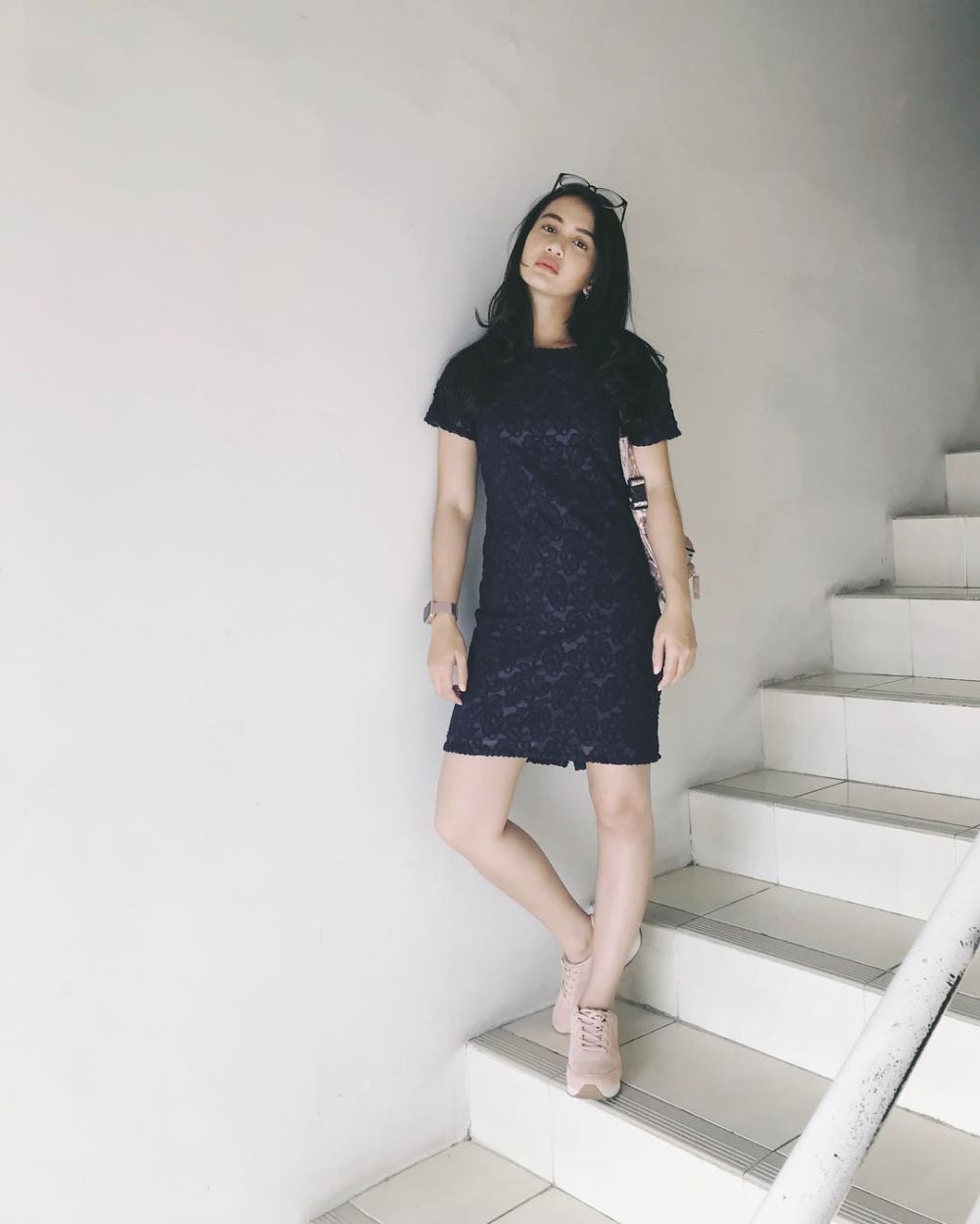 Hilangkan image imut, ini 10 gaya Dhea Annisa yang beranjak dewasa