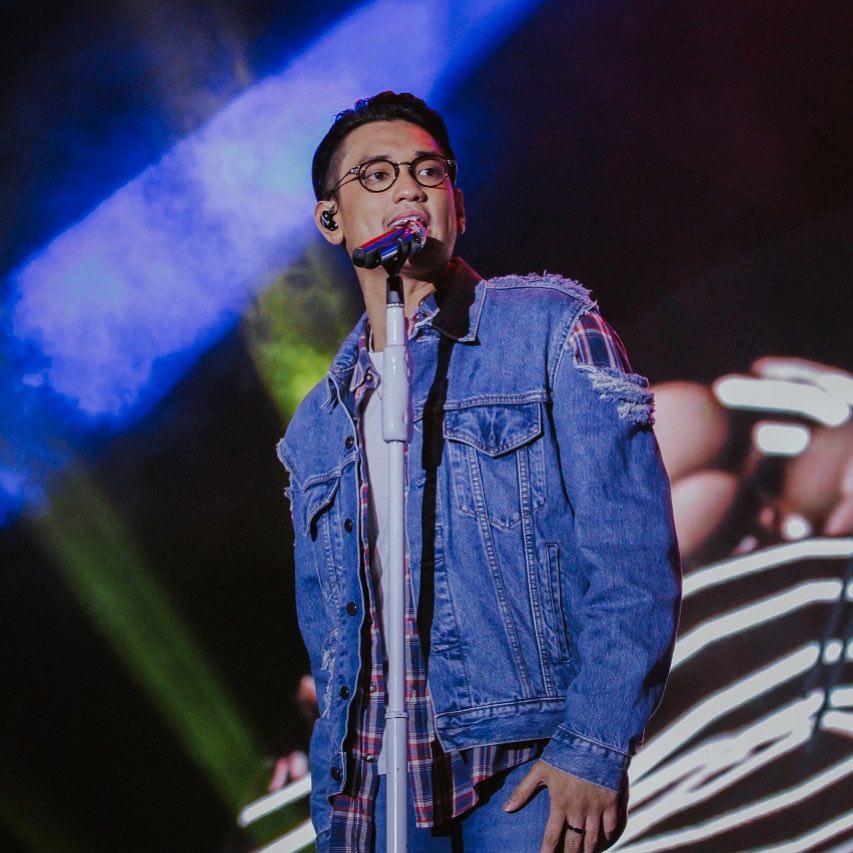 Pesona Afgan di atas panggung, penampilannya di XSpace ditunggu-tunggu