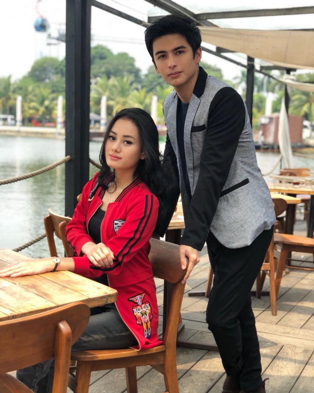 Dijodohkan fans, ini 9 momen mesra Dinda Hauw dan Teejay Marquez