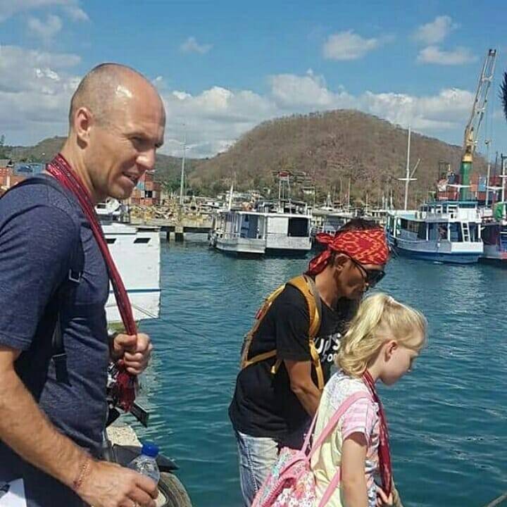 Arjen Robben terciduk liburan di Labuan Bajo, ini 5 momen serunya
