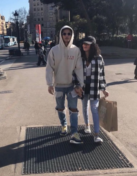 Absen di Piala Dunia, 4 pesepakbola ini pilih liburan romantis