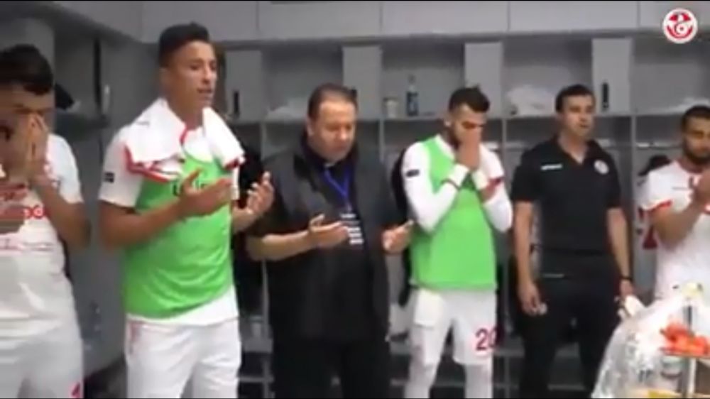 Begini suasana ruang ganti Tunisia saat pemain lantunkan Al-Fatihah