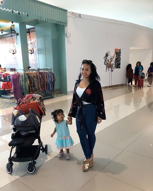 10 Pesona Sapna Husen, ibu pesinetron Stefhani Zamora yang hits abis