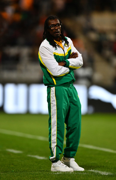 10 Gaya rasta pelatih Senegal Aliou Cisse, mirip musisi reggae