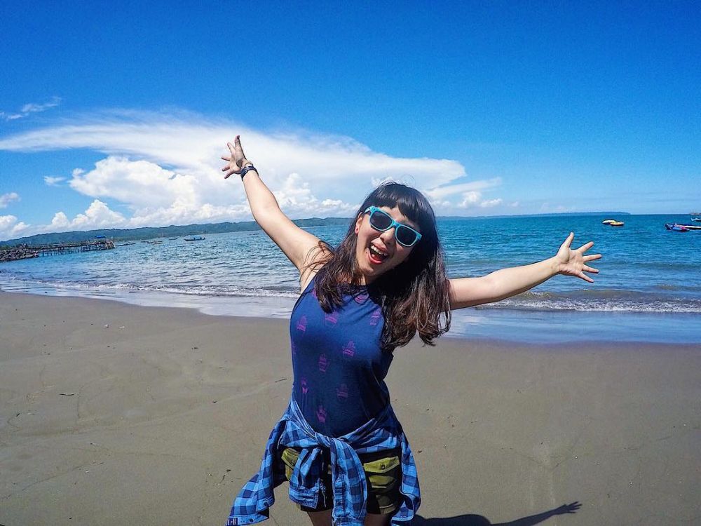 10 Pesona Phopira, PNS nyentrik yang hobi bermain skateboard