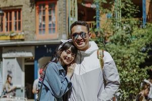 Pamer foto 'fathernity shoot', unggahan Gilang Dirga ini bikin ngakak