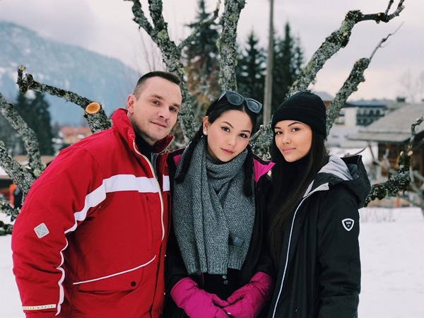 10 Pesona eksotis Alexandra Daguise, kakak Alyssa kekasih Al Ghazali