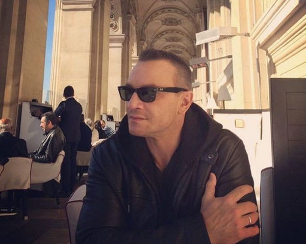 10 Pesona ayah Alyssa Daguise, nggak kalah tampan dari Al Ghazali