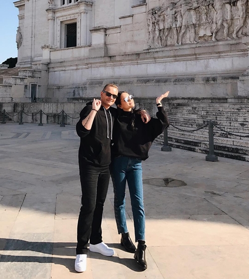 10 Pesona ayah Alyssa Daguise, nggak kalah tampan dari Al Ghazali