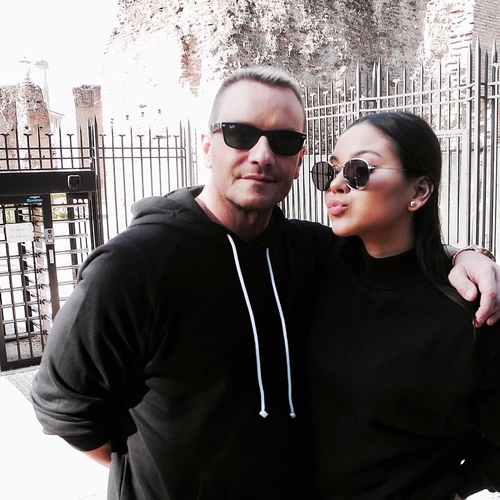 10 Pesona ayah Alyssa Daguise, nggak kalah tampan dari Al Ghazali