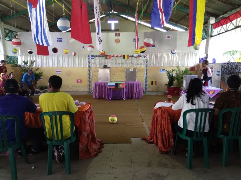 Kompak, 5 TPS ini didesain bernuansa Piala Dunia 2018