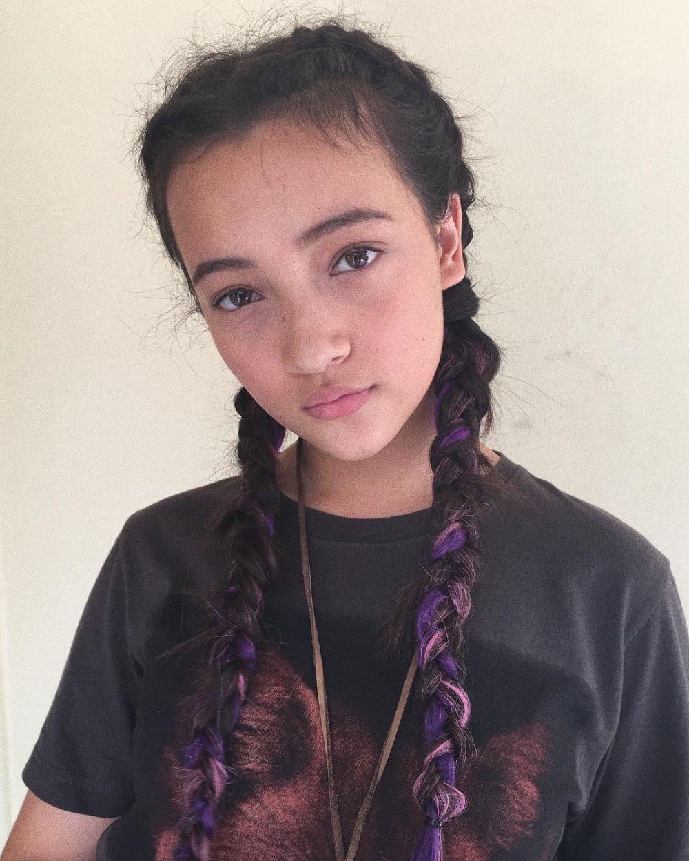 Perankan gadis desa di Seleb, ini 10 pesona Megan Domani sehari-hari