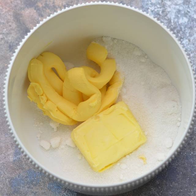 Renyah bertabur gula palem, ini resep bikin palm cheese ball cookies