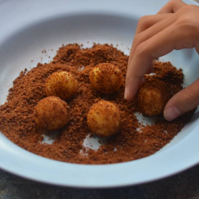 Renyah bertabur gula palem, ini resep bikin palm cheese ball cookies