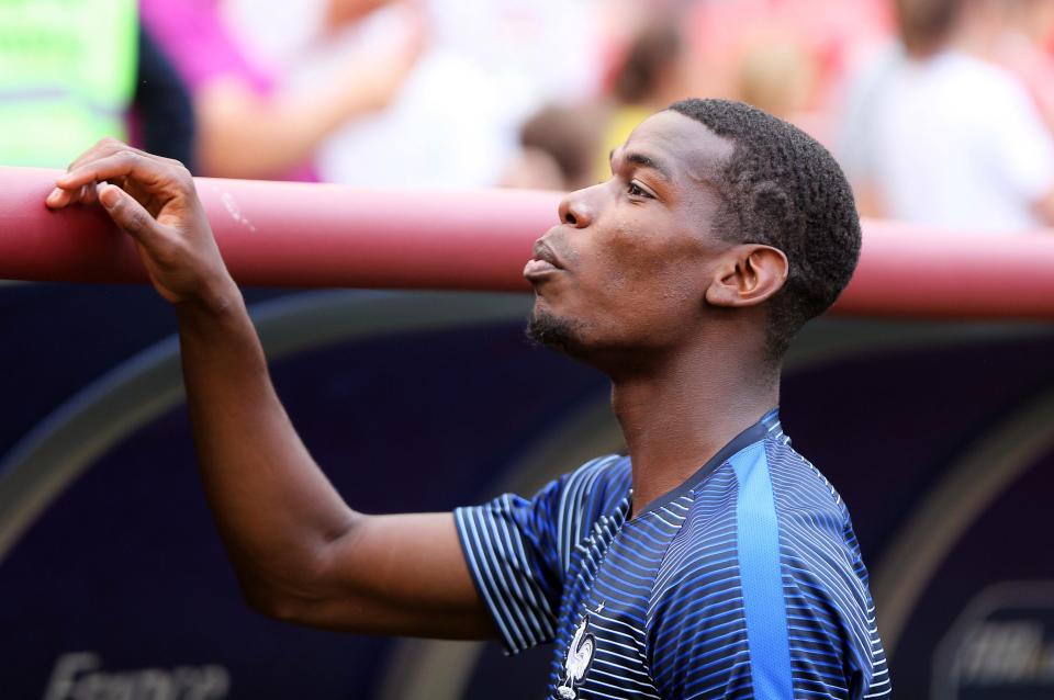 6 Pesona Maria Salaues, pacar Paul Pogba yang cantik banget