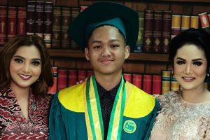 Azriel ulang tahun, ini beda postingan ucapan dari KD & Ashanty