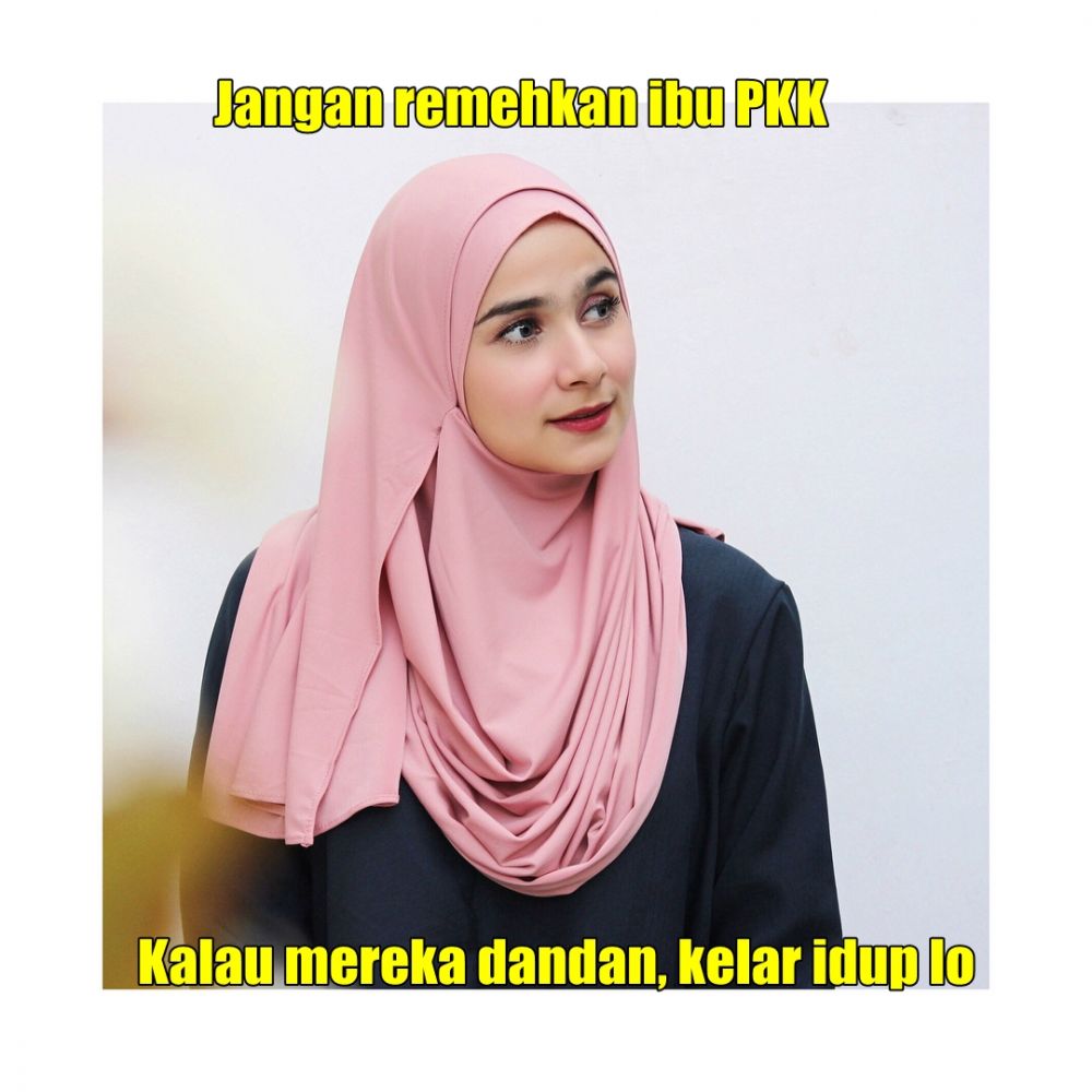 6 Meme 'ibu PKK cantik' ini bakal segarkan harimu
