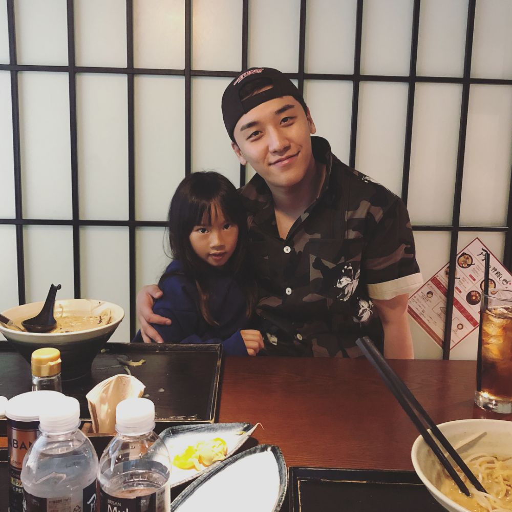 Liburan di Korsel, Adinda Bakrie pamer makan bareng Seungri BigBang