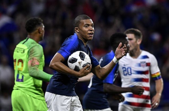 Pecahkan rekor 60 tahun Pele di Piala Dunia, ini 10 gaya keren Mbappe