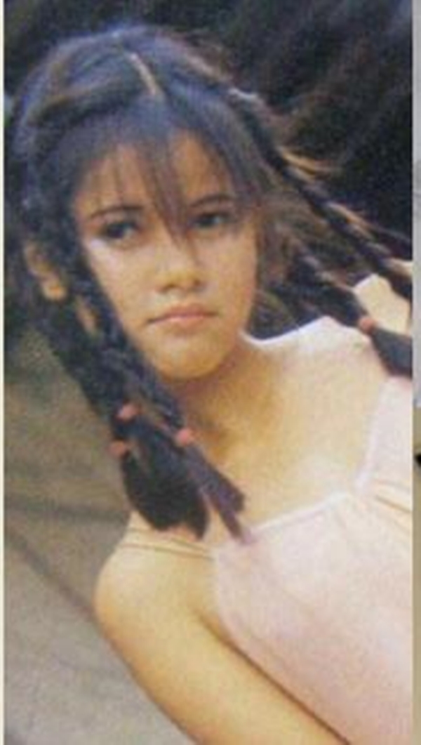 8 Transformasi Olla Ramlan, gadis imut yang kini jadi hot mama