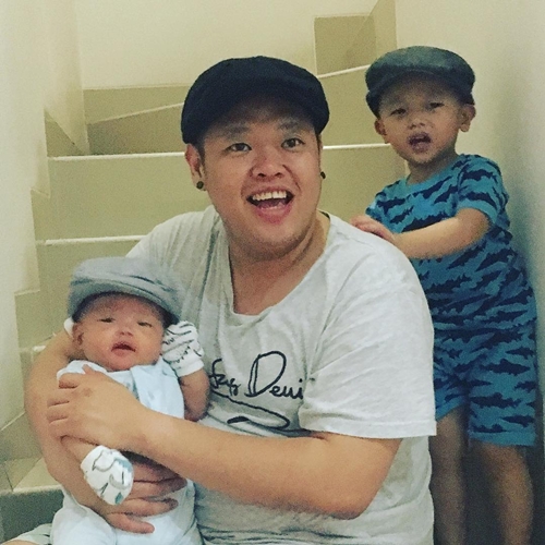 8 Momen manis Reza Bukan & putranya ini gemesin abis, penuh keceriaan