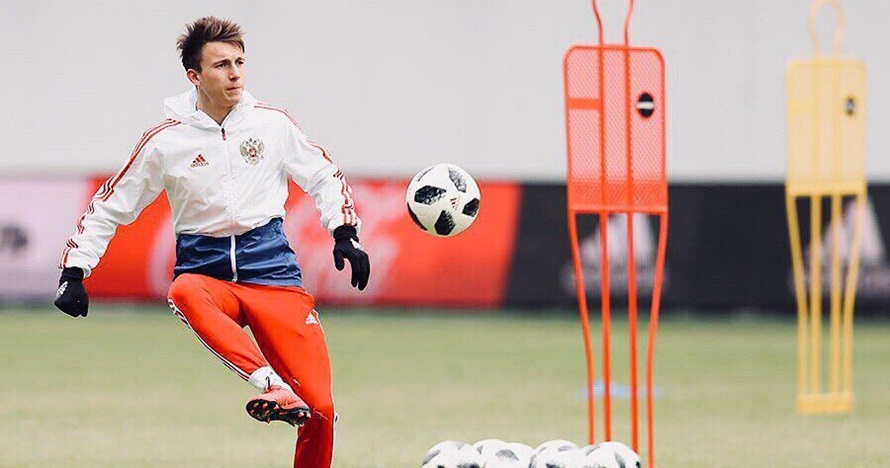 10 Pesona Aleksandr Golovin, pemain muda Rusia bersinar di Piala Dunia