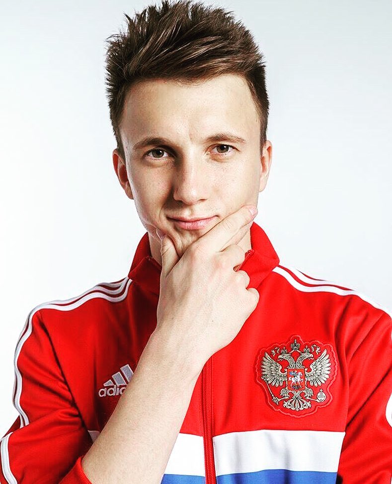 10 Pesona Aleksandr Golovin, pemain muda Rusia bersinar di Piala Dunia