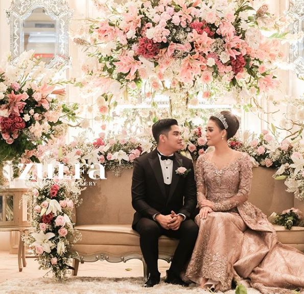 Resmi menikah, ini 9 potret bahagia Erica Putri dan Deryl de Keizer