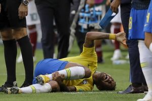 8 Video editan aksi diving Neymar ini bikin ngakak guling-guling