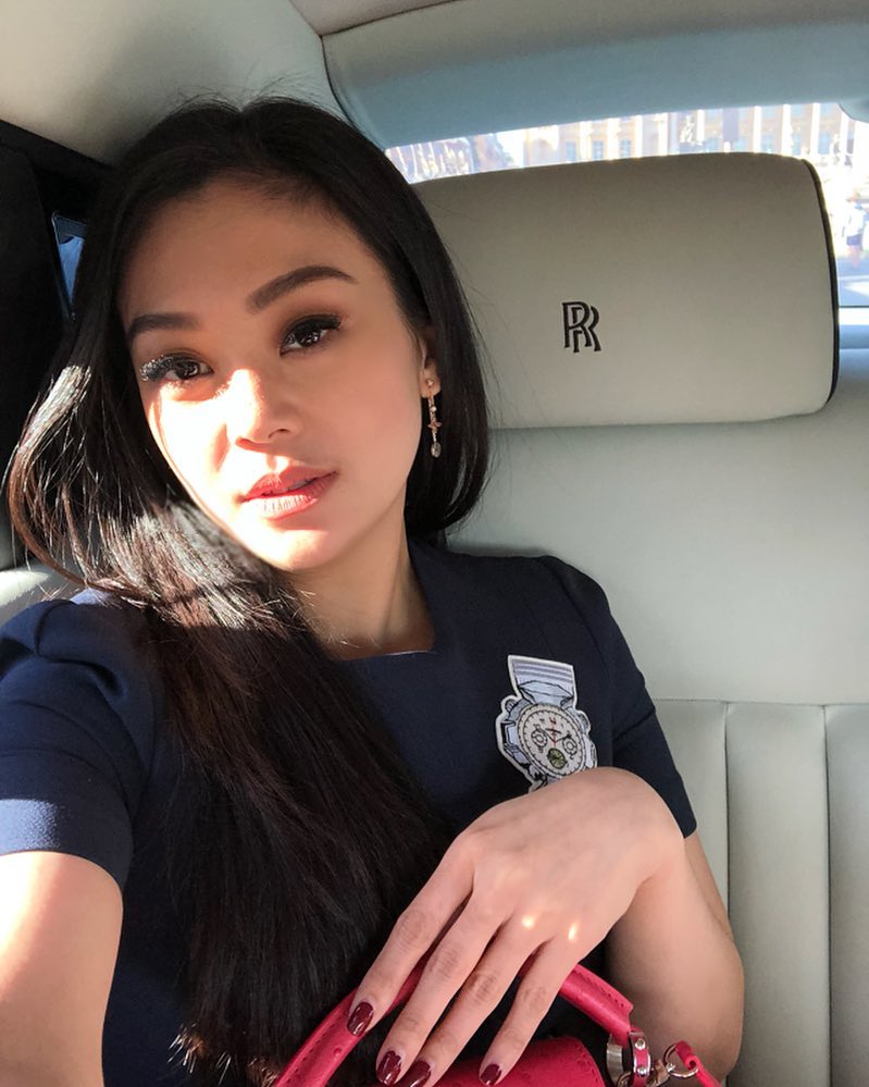 10 Pesona Nina Kaginda, sahabat Syahrini sekaligus pengusaha fashion