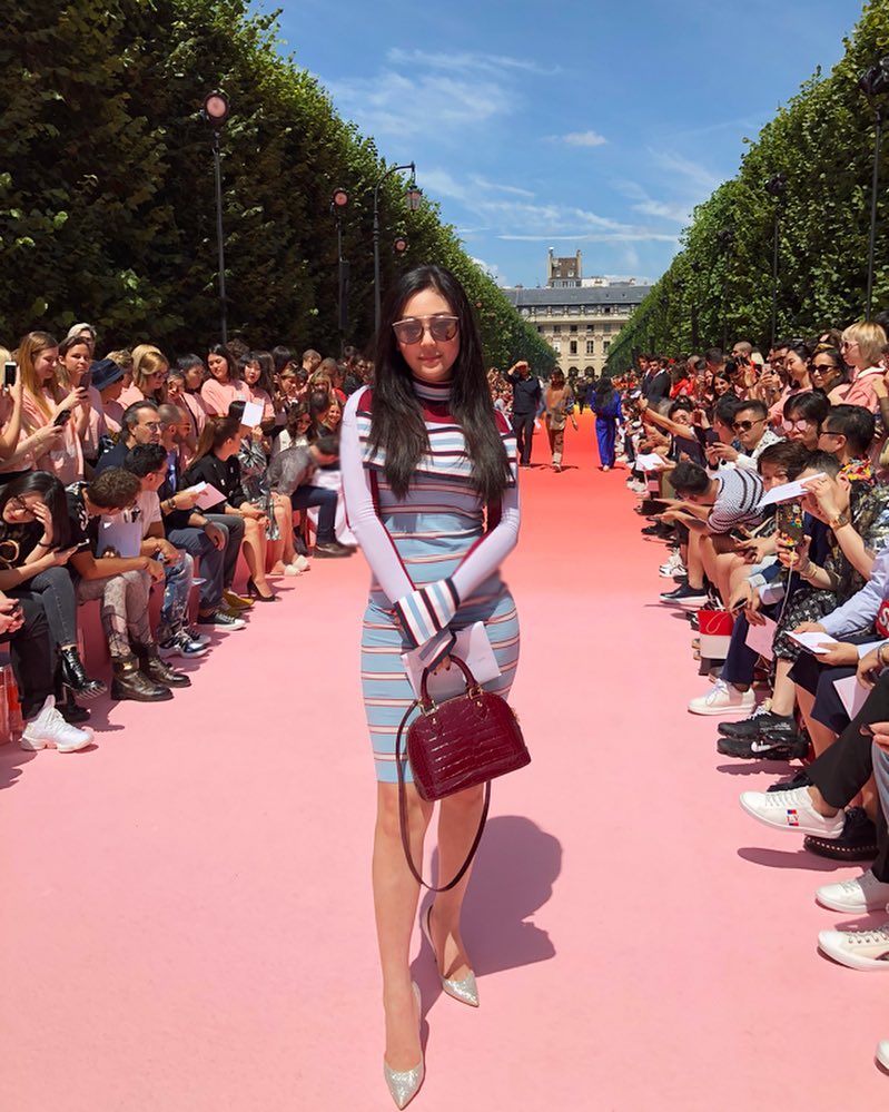 10 Pesona Nina Kaginda, sahabat Syahrini sekaligus pengusaha fashion