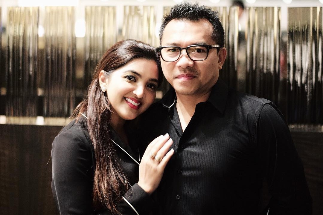 3 Seleb ini tak sungkan pamer chat mesra di medsos, isinya bikin baper