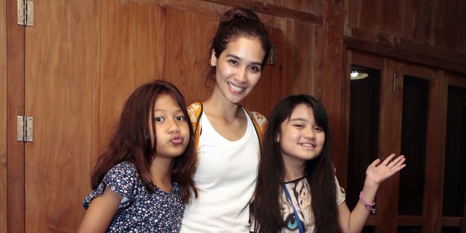 5 Alasan kenapa anak millenial wajib nonton film Kulari ke Pantai