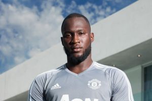 6 Pesona pacar Lukaku, si seksi putri presenter TV ternama di Belanda