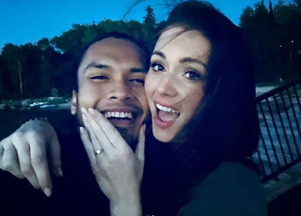 Menuju sah, Randy Pangalila resmi melamar kekasih bulenya